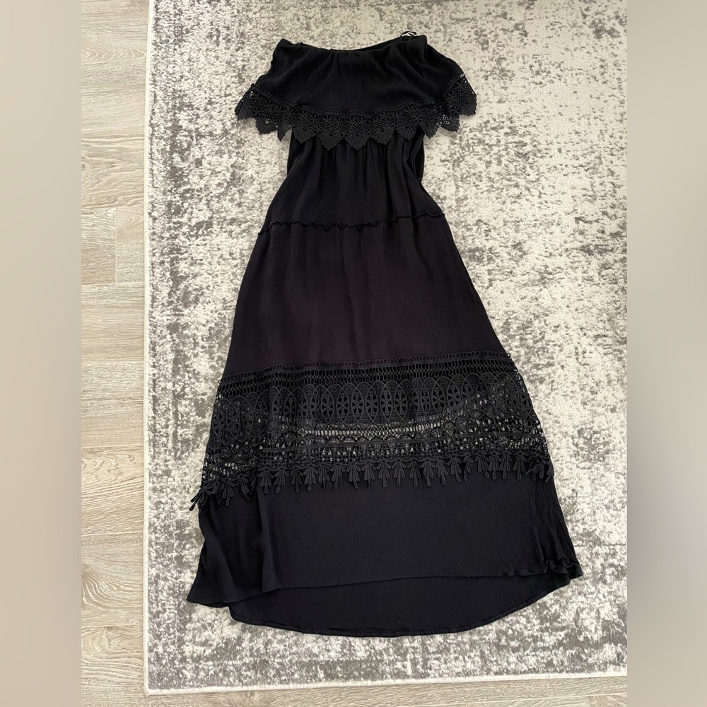 Black Strapless Bohemian Dress (size M)